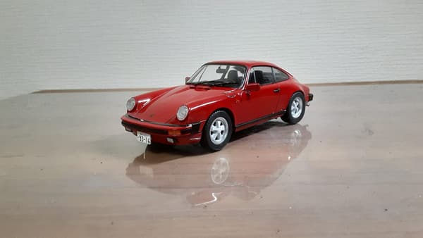 ポルシェ911 G クーペ プラモデル（1/24、ドイツ製）