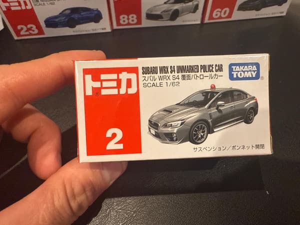 スバル WRX S4 覆面パトロールカー（箱入り）ミニカー - タカラトミー