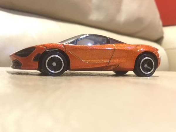 タカラトミー トミカ No.57 マクラーレン720S ミニカー (3歳以上向け)