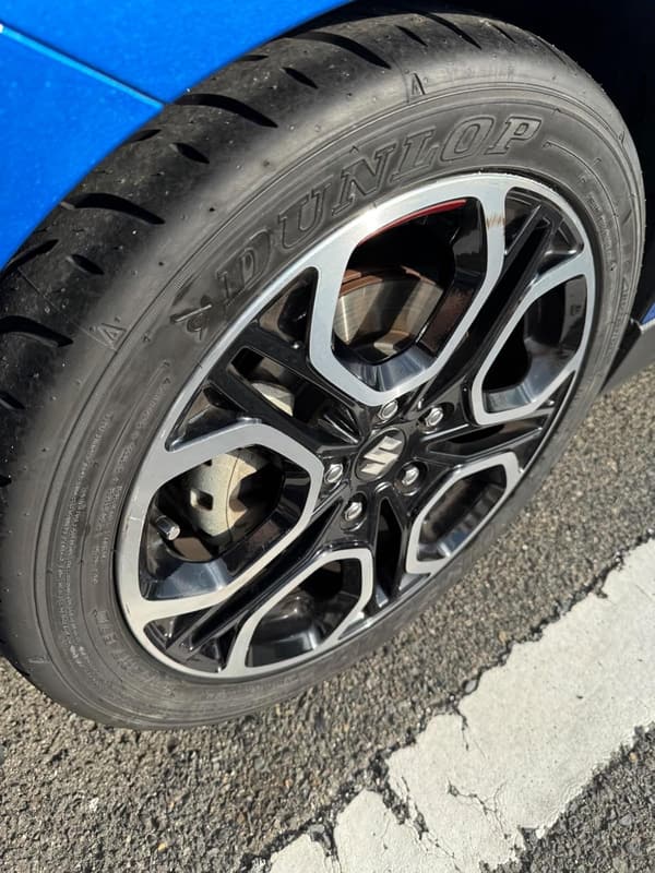 ハイグリップスポーツタイヤ 225/45R17 91W DIREZZA ZIII 4本セット